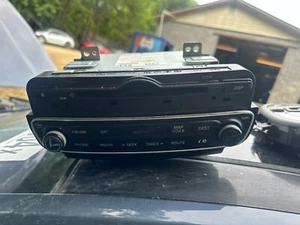 14-15 KIA CADENZA OEM NAVIGATION CD PLAYER RADIO RECEIVER STEREO 96560-3R105 - Bild 1 von 4