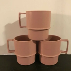 Tupperware Tazze Impilabili Lotto di 3 Tazzine Caffè Rosa 1312-20 - Foto 1 di 1