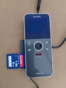 Kodak ZE1 128 MB Camcorder - Picture 1 of 4