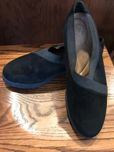 Clark's Damen Samt Wildleder-ähnlicher Slipper Komfortschuh schwarz 8 - Bild 1 von 1