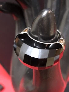 ANILLO DE ÓNIX NEGRO PLATA ESTERLINA 6,5" DE W.K (Whitney Kelly) Talla 6,25 - Imagen 1 de 8