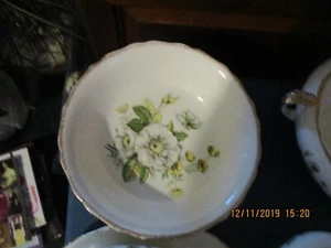 CANONSBURG LINDA ORO 22K MAGNOLIA CUENCO VEGETAL 8 1/2" - Imagen 1 de 4