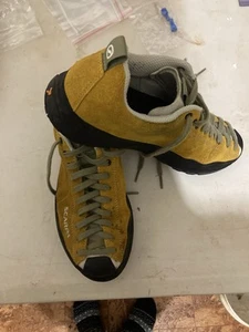 scarpa mojito Wrap Mustard Us 8 , Eu 41 UK 7 Hiking Shoes Runners Leisure - Picture 1 of 4