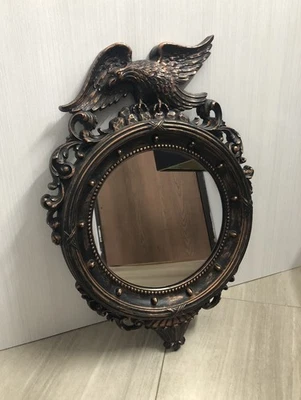 Espejo colgante de pared vintage 1959 con marco de águila patriótica Coppercraft Guild  Foto 1 de 4