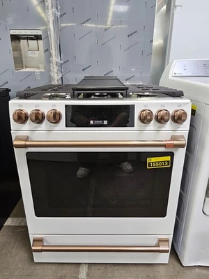 GE Café CGS700P4MW2 30" Blanco Mate Deslizable 6 Quemadores Cocina de Gas NOB #155013 Foto 1 de 4