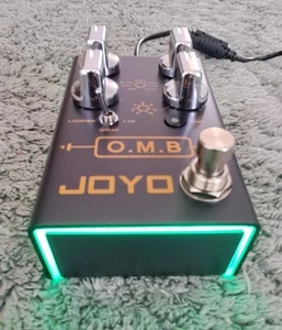 JOYO R-06 OMB Looper Drum Machine Effects Pedal in Mint Condition with Box & PSU - Picture 1 of 6