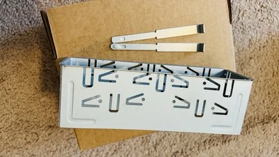 New Kenwood Mounting Sleeve Cage with removal Key for KDC-220U, KDC-255U,KDC-258 - Image 1 of 3