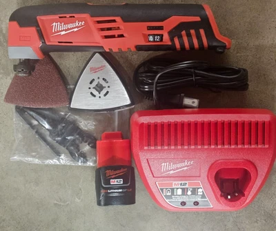 NEW Milwaukee M12 Cordless Oscillating Multitool w/ Battery Model# 2426-20 - Image 1 of 2