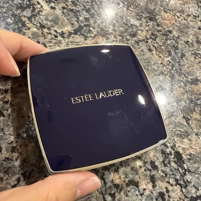 Estee Lauder PURE COLOR ENVY Luxe EyeShadow Quad - Gallery Hop - Image 1 of 3
