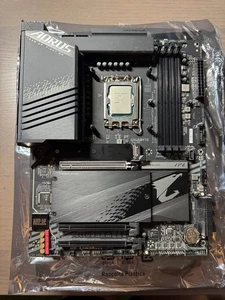Gigabyte Aorus Z790 Elite AX/ i9-13900k carte mère cpu combo - Photo 1/3