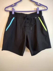 TomboyX Boardshorts Größe XS extra klein schwarz gestreift Badehose surfen gefüttert - Bild 1 von 8