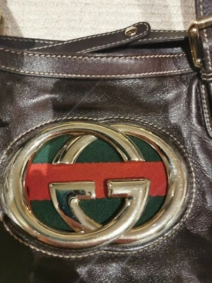 BOLSO DE MANO PEQUEÑO ENTRELAZADO GUCCI GG 30 cm x 20 cm Foto 1 de 4