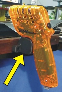 Slotcar Regler-Halter für Pistolenregler "TOP ERFINDUNG"                     855 - Bild 1 von 11
