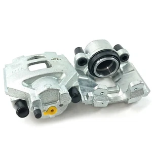 PAIR FRONT LEFT & RIGHT BRAKE CALIPERS FITS: TOYOTA YARIS P9 VNK 06-11 BBK0161B - Picture 1 of 6