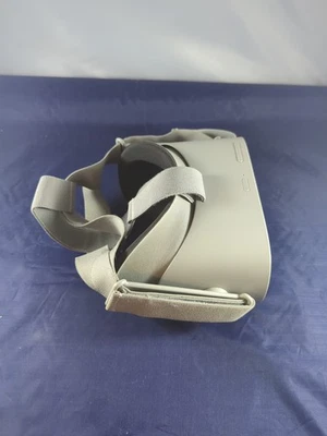 Fone de Ouvido de Realidade Virtual Independente Oculus Go 32GB Apenas Não Testado  - Imagem 1 de 4