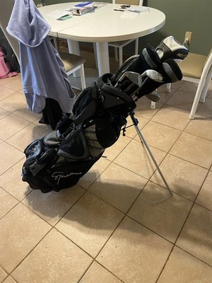 Jack Nicklaus MV20 Clubs set +Putter RH & Hibore driver and Bag   12 clubs - Image 1 of 4