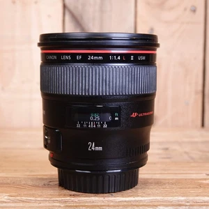 Gebrauchtes Canon EF 24mm f1.4 L II USM Objektiv - Bild 1 von 4