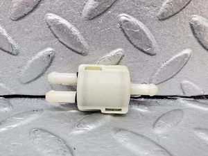 ⚙44942⚙ Mercedes-Benz R129 300SL Coupe Windscreen Washer Fluid Distributor - Picture 1 of 8