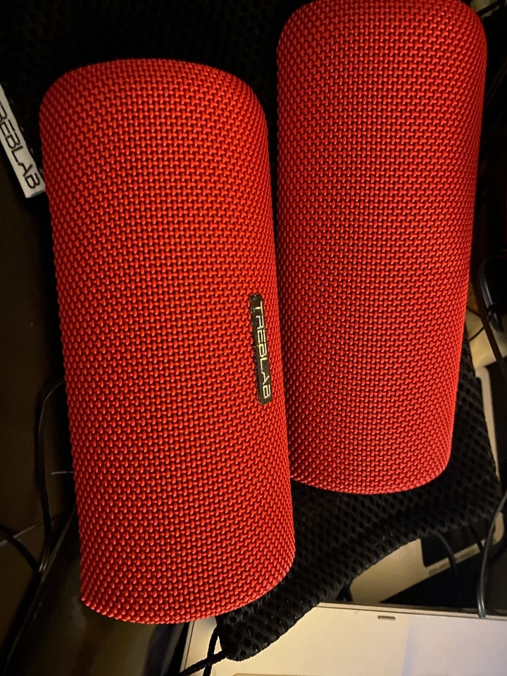 Altavoz Bluetooth TrebLab, Cuerpo Principal Carcasa Parte Solo Trasera y Frontal en Rojo NUEVO Foto 1 de 1