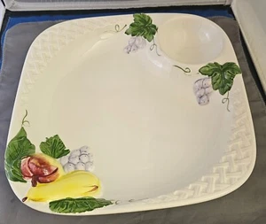 Ceramic Fruit Designed Vegetable Dish With Small bowl inside for sauce! - Picture 1 of 8