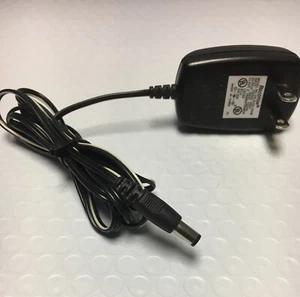 Recoton AC Power Adapter Model DV-9100-3508, +9VDC @ 100mA, 5.5mm Plug, Wireless - Picture 1 of 3