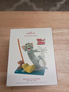 Hallmark Keepsake Christmas Orenament ~ Tom and Jerry Mouse Cleaning ~ (2018) - Picture 1 of 3