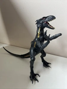 Jurassic World Reino Caído 16" Indoraptor Posable Dinosaurio Falta Mano - Imagen 1 de 3