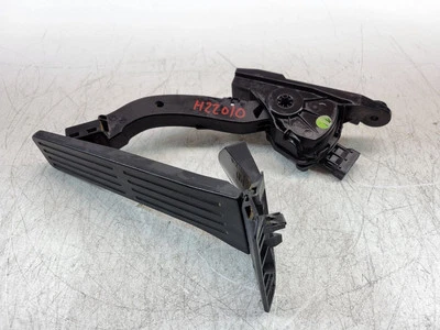 11 2012 2013 2014 2015 2016 HYUNDAI ELANTRA 1.8L US BUILT GAS PEDAL ACCELERATOR - Image 1 of 4
