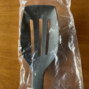 Pampered chef chef tools square slotted spoon #2338 Nip - Picture 1 of 6