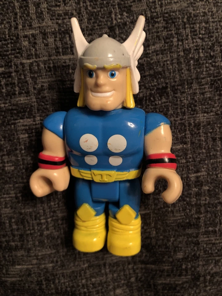 Marvel Superheroes Mega Bloks Figure Thor Blocks Toy Kids Figurine - Image 1 of 3