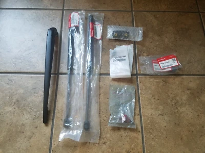 Piezas de puerta levadiza Honda Pilot 2011-2015 OEM, mango de vidrio, ardilla, + más Foto 1 de 4