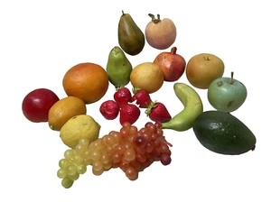 19 Pieces Vintage Fruits Realistic Artificial Plastic Decorative Props - Picture 1 of 7