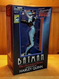 2015 Femme Fatales Harley Quinn Black and White PVC Statue - Picture 1 of 7