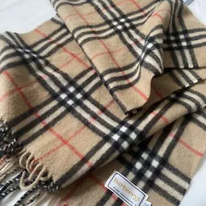 Burberry Nova Check Schal 100 Prozent reines Kaschmir beige 48,8 Zoll - Bild 1 von 8