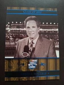 2011 Presseausweis Hall of Fame blaue Folie Darrell Waltrip #NHOF134 NASCAR EXC/NM - Bild 1 von 2
