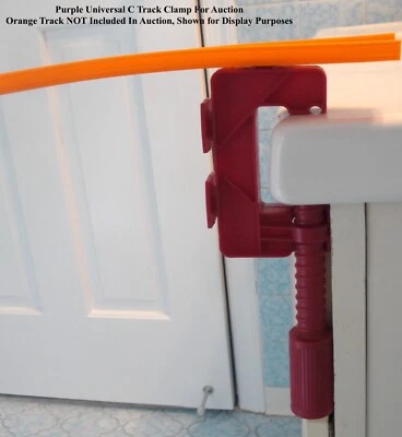 Винтажная игрушка Mattel Hot Wheels фиолетовый универсальный зажим для трека C (1967) - Изображение 1 из 4