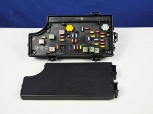 2010 - 2012  Jeep Patriot Compass Dodge Caliber  TIPM Fuse Relay Box   04692555 - Picture 1 of 9