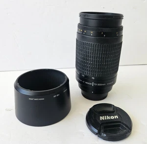 Nikon AF Nikkor 70-300mm f/4-5.6G Telezoomobjektiv mit Haube & Schutzkappen TOP - Bild 1 von 4