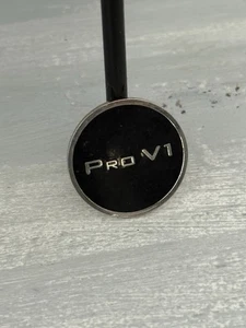 Titleist Pro V1 Ballmarker 2-seitig weiß schwarz doppelseitig - Bild 1 von 3