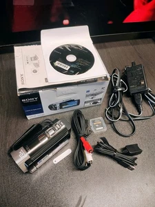 Mint Sony Handycam DCR-SX45 Digital Video Camera Recorder Black - Picture 1 of 6
