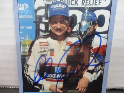 DALE EARNHARDT SR. AUTOGRAPHED 1992 TRAKS GOODY'S INVITATION RACE CARD #19 - Image 1 of 3