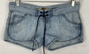 Woman’s Old Navy Woman Juniors Low Rise Light Wash & Weight Stripe Jean Shorts - Picture 1 of 7