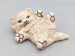 Figura juguetona estatua vintage persa gatito gato cerámica bronceado amarillo rosa - Imagen 1 de 10
