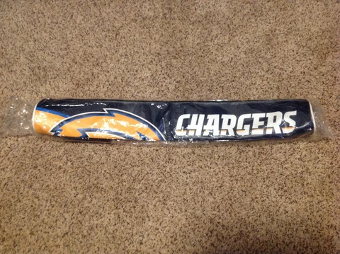 Los Angeles, SD Chargers NFL Football Insulated 6 Can - Beer Cooler - Brand New Cover