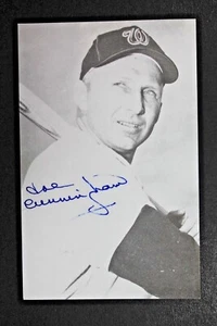 Joe Cunningham (d.2021) Senators Cardinals Autographed Signed 3x5 Paper Photo - Picture 1 of 2