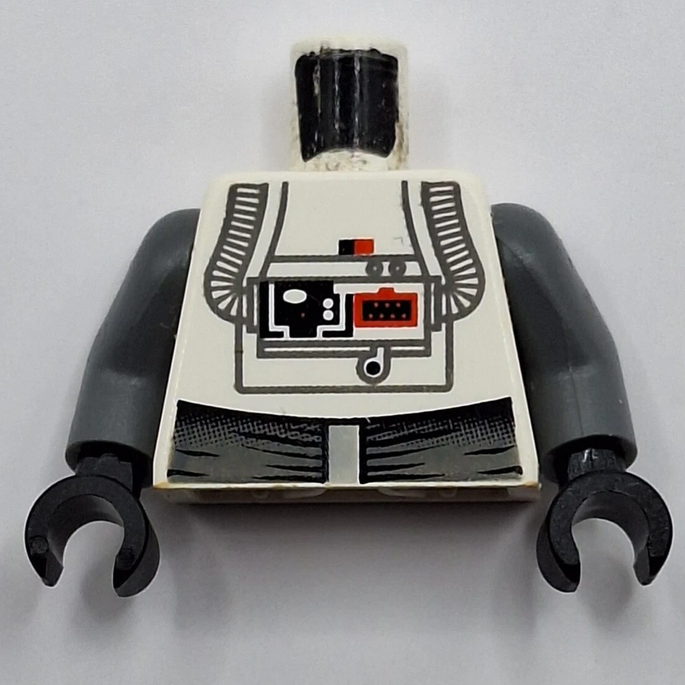 Lego Minifigure AT-AT Driver White Torso Star Wars sw0177 sw0262 973pb0270bc01 - Image 1 of 1