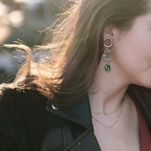 Plug Tunnel Ecarteur d'Oreille en Acier Chirurgical - Pendant Lune - Verre - Imagen 1 de 4