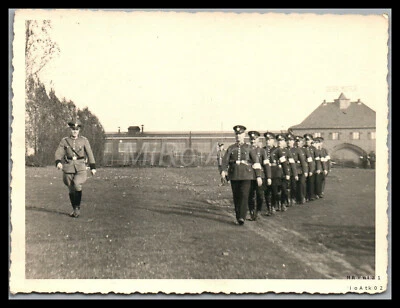 Foto, Segunda Guerra Mundial, entrenamiento de ejercicio ante la empresa Gebr... - Imagen 1 de 2