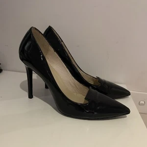 Jo Mercer Black Patent Leather Court Shoes Heels Size 9.5 Pumps Stilettos 9 .5 - Picture 1 of 9