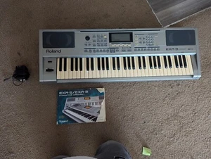 Roland EXR-3 Interactive Arranger Electronic Keyboard - Picture 1 of 22